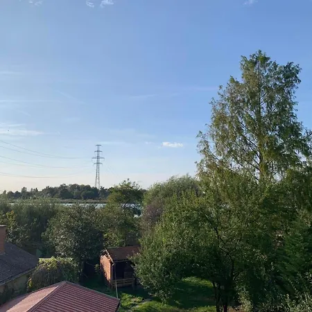 20 Min Von Budapest Direkt An Der Donau Holiday home *